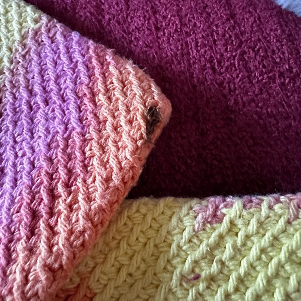 3 Rainbow Sherbet Vintage Crocheted Hot Pads Handcrafted - Picture 3 of 3